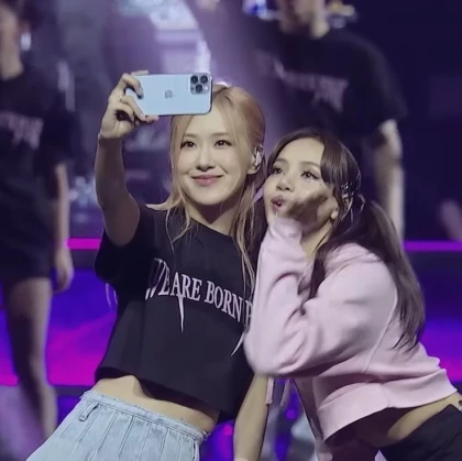 Imagem recente de chaelisabrasil