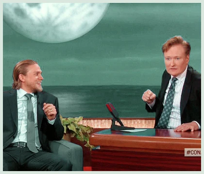 Imagem recente de charliehunnam