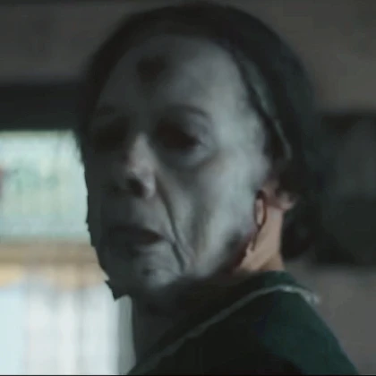 Imagem recente de charliehunnam