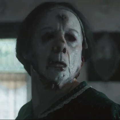 Imagem recente de charliehunnam