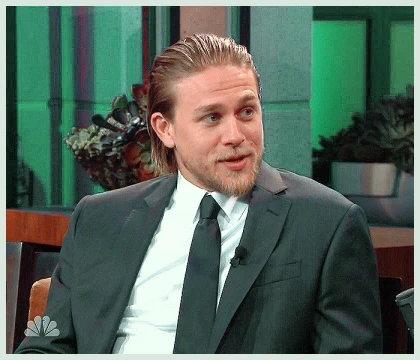 Imagem recente de charliehunnam