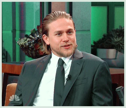 Imagem recente de charliehunnam