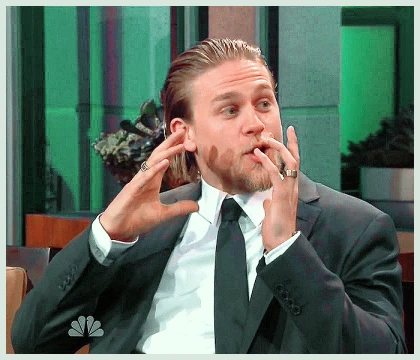 Imagem recente de charliehunnam