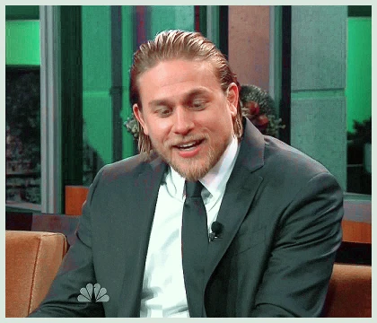 Imagem recente de charliehunnam
