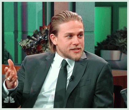 Imagem recente de charliehunnam
