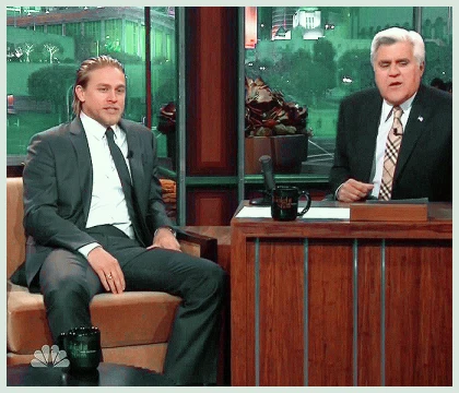 Imagem recente de charliehunnam