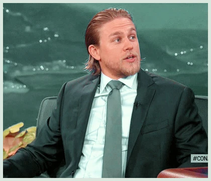 Imagem recente de charliehunnam
