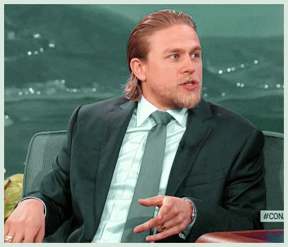 Imagem recente de charliehunnam