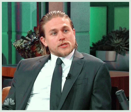 Imagem recente de charliehunnam