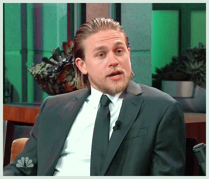 Imagem recente de charliehunnam