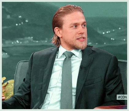 Imagem recente de charliehunnam