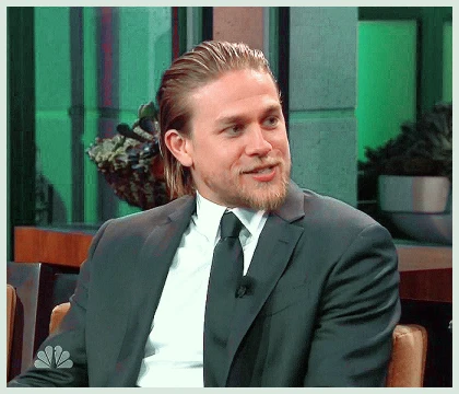 Imagem recente de charliehunnam
