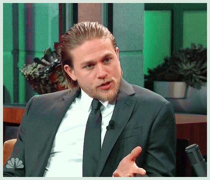 Imagem recente de charliehunnam