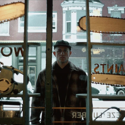 Imagem recente de charliehunnam