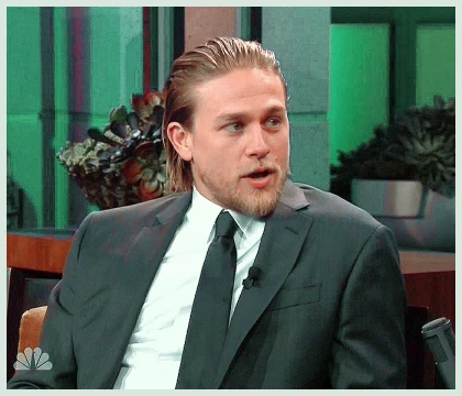 Imagem recente de charliehunnam