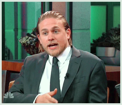 Imagem recente de charliehunnam