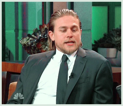 Imagem recente de charliehunnam