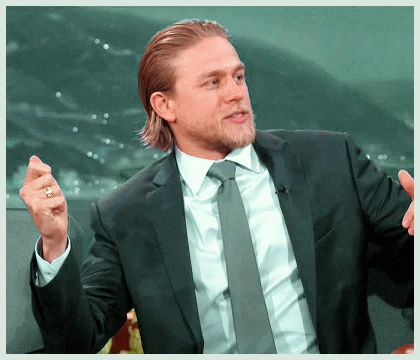 Imagem recente de charliehunnam