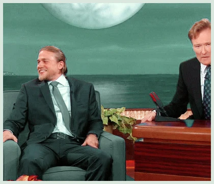 Imagem recente de charliehunnam