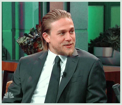 Imagem recente de charliehunnam