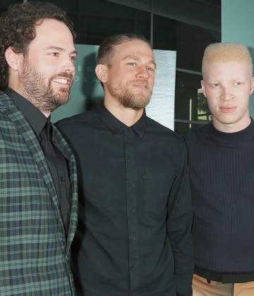 Imagem recente de charliehunnam