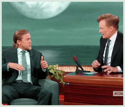 Imagem recente de charliehunnam