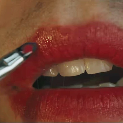 Imagem recente de charliehunnam