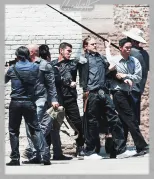 Imagem recente de charliehunnam