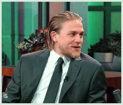 Imagem recente de charliehunnam