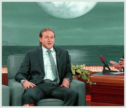 Imagem recente de charliehunnam