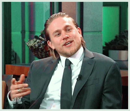 Imagem recente de charliehunnam