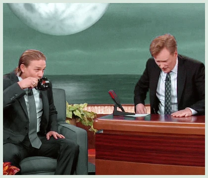 Imagem recente de charliehunnam