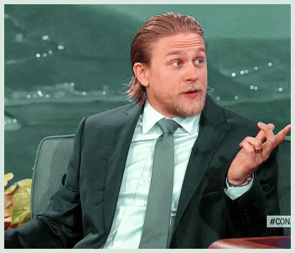 Imagem recente de charliehunnam