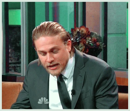 Imagem recente de charliehunnam