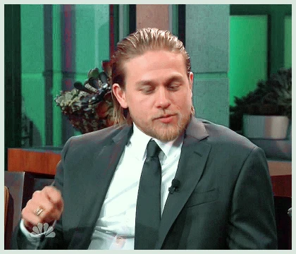 Imagem recente de charliehunnam