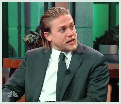 Imagem recente de charliehunnam