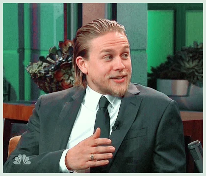 Imagem recente de charliehunnam