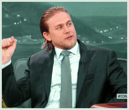 Imagem recente de charliehunnam