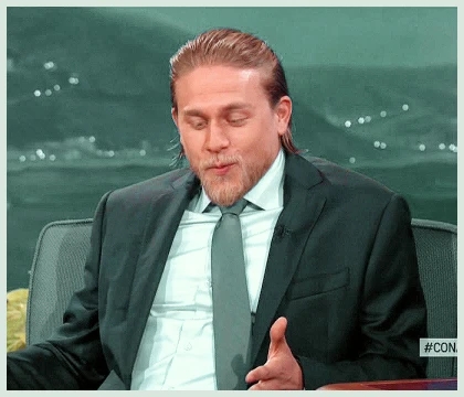 Imagem recente de charliehunnam
