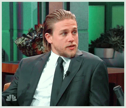 Imagem recente de charliehunnam