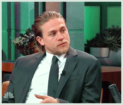 Imagem recente de charliehunnam