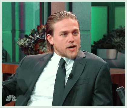 Imagem recente de charliehunnam