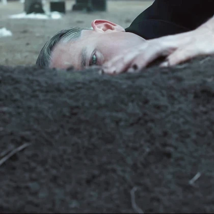 Imagem recente de charliehunnam