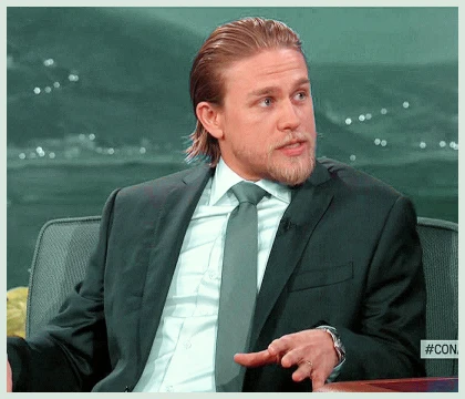 Imagem recente de charliehunnam