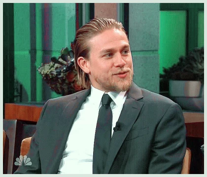 Imagem recente de charliehunnam