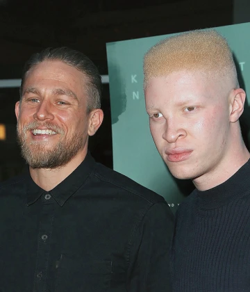 Imagem recente de charliehunnam