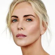 Imagem recente de charlizetheron
