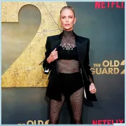 Imagem recente de charlizetheron