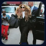 Imagem recente de crazygaga