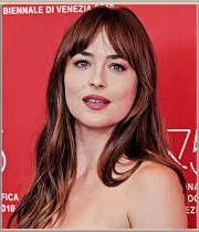 Imagem recente de dakotajohnson